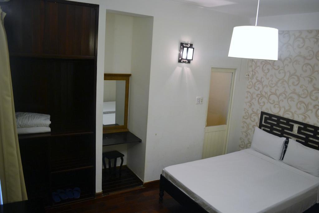 White Lion 2 Hotel Нячанг Екстер'єр фото