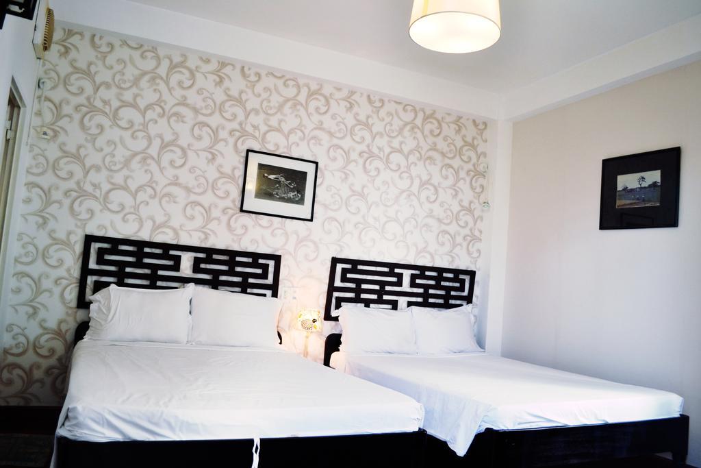 White Lion 2 Hotel Нячанг Екстер'єр фото