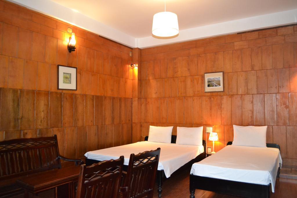 White Lion 2 Hotel Нячанг Екстер'єр фото