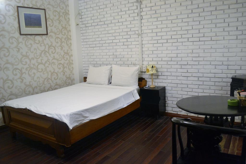 White Lion 2 Hotel Нячанг Екстер'єр фото