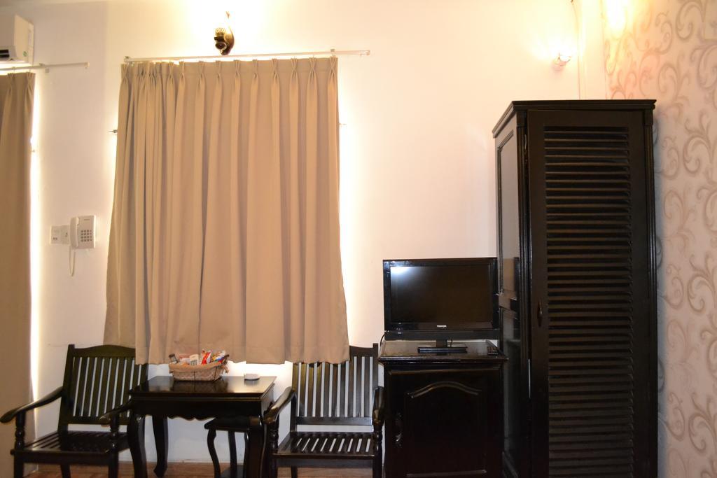 White Lion 2 Hotel Нячанг Екстер'єр фото